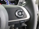 高速道路や自動車専用道路走行中に、クルーズコントロールの機能に加え、先行車に追いついた際には安全な車間距離を保ちながら、先行車の車速に合わせて追従していくシステムです。