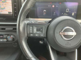 ステアリングスイッチが付いているので、運転中でも音量調整やチャンネル変更がスムーズにできちゃいます♪