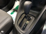 低・中速域のトルクが充実した1.0Lエンジンを搭載しています。街中で扱いやすく軽快な走りが楽しめます。