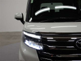 LEDヘッドランプ装備