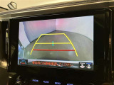 バックギアに入れると、このように後方が映し出されます!駐車の際とても安心!便利!最終確認はご自身の目と耳で必ず行ってください!