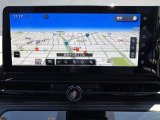 プロパイロットとリンクする12.3インチワイドディスプレイナビゲーションシステム、Apple CarPlayワイヤレス接続に対応、USB接続、Bluetooth機器にも対応。