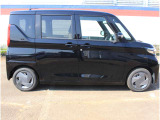 日産の軽 ルークスには、家族にうれしい先進技術や便利な機能が盛りだくさん。運転しやすく、おでかけがもっと楽しくなるから、家族が、ぐっと近づきます。クリーンなスタイルに、家族にうれしい装備を満載。