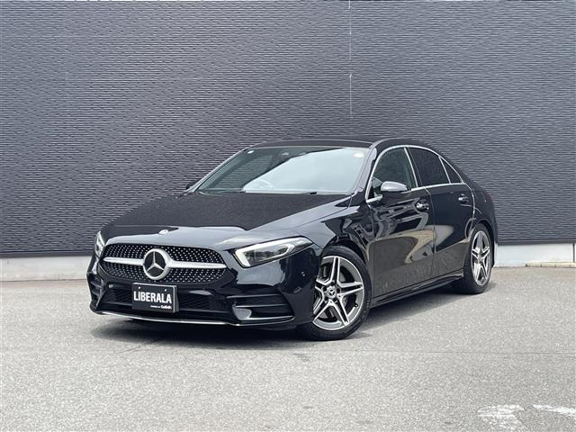 Aクラス A250 4MATIC AMGライン 4WD 本革シート