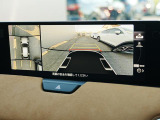 360&deg;ビューモニターを搭載しています。パーキングセンサーと合せてお使いいただくことで、安全、安心にお車の取り回しを行っていただけます。