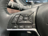 ステアリングスイッチ搭載!ハンドルひとつで手を離さなくても運転中視線をそらさなくても操作が出来て便利です♪