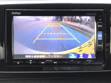駐車も安心のリアカメラ付です