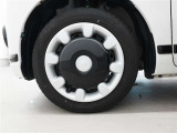 【車両状態評価書とは】トヨタの認定検査員により、クルマの状態を点数と図解で表示したもので、総合評価は11段階、内装・外装は5段階で点数表示しています。お車の状態を一目で確認することができます。