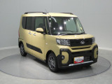 【ファンクロス専用装備】力強いフロントグリルやバンパーがアクティブな表情を演出。洗車もしやすく綺麗な状態を保ちやすいボディ形状で日々のお手入れも簡単です。