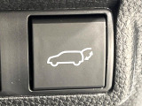 【パワーバックドア】スマートキーや運転席のボタンを押すだけでリアゲートが自動で開閉します!荷物を持っている時や、高い位置にあるバックドアを閉める際に便利な機能です♪