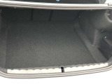 荷室の大きさは、日常使いはもちろんのこと、旅行や帰省などの荷物が多い移動であっても不便を感じることは少ないでしょう。
