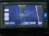 ホンダ純正ナビなのでダッシュボードにスッキリと収まっています。ナビの案内があれば土地勘の無い所でも道に迷わず安心!見知らぬ土地へのドライブも一層楽しくなります!