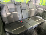 3列目シートはもちろん状態良好☆大人でもゆったりと座って頂けますので、大人数でのお出かけもラクラクです♪ご家族で、気の知れた仲間で、ドライブに行くのが楽しみですね♪
