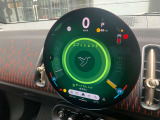 弊社お客様より頂いた下取車やデモカーが在庫の殆どを占めています。車の経歴や整備記録が分かり、ご安心してお車をお選び頂ける正規ディーラーならではのラインナップでございます。