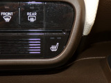 【シートヒーター】シートヒーター装備車です。寒い冬に乗車中とても暖かく快適に移動できます。冷え性の方にピッタリの装備です!