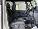 当社には、【指定工場】を併設しており、車検・点検整備もお任せください。ホンダ車を知り尽くしたエキスパートサービスエンジニアがご対応させていただきます。