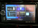オーディオ機能は、DVDビデオ、CD再生、USB、Bluetooth Audioなど多彩なメディアに対応しています。