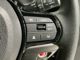 クルーズコントロールを装備しています。高速道路などで一定の速度で走ってくれるので運転が楽ですよ!速度を設定できますので、スピードの出しすぎにも注意できます。