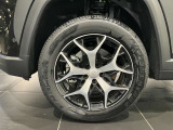 235/55R18 M+Sタイヤ装着
