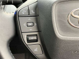 ナビゲーションに視線を移さず、ハンドルから手を離さず、運転に集中したまま手元でオーディオ操作できます♪