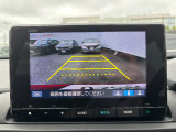 バックでの駐車が苦手な方や運転にあまり自信のない方でも後方の視界をしっかりサポート。安心して車庫入れが出来るバックカメラを装備しています!