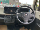 大きなガラスで視界が良く運転しやすいです