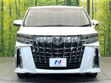 弊社では、全車『修復歴なし』のお車のみ取り扱っております。専任バイヤーによる厳選した仕入れの後、入庫後の車両チェックを行い、ネクステージが認定した高品質な中古車をご提供しております。