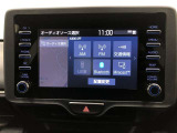 AM/FMチューナー、Bluetooth接続、USB入力、スマートフォン連携機能を標準装備!テレビの視聴には、TVオプションへのお申し込みが必要です。申し込み詳細・料金は展示店舗までお尋ねください。
