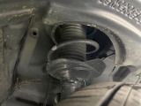 お車を安心してお乗りいただく為には、足回りの定期点検が欠かせません。サービスサポート(有償保証)では無料点検もご提供しており、安心のカーライフをお過ごしいただけるサポート体制が整っています。