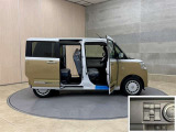 ウェルカム機能付き電動スライドドア。降車時に設定しておけば近づくだけでドアが自動でオープン!とても便利な機能です☆☆