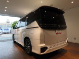 当店はトヨタ正規ディーラーとして高品質な中古車を多数取り揃えております。見て、触って、納得いく一台をぜひ見つけてください!