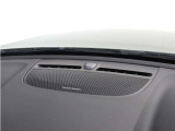 【harman/kardon】世界のオーディオファン垂涎のプレミアムサウンドシステムを搭載。原音に近い音場空間を忠実に再現。乗る人すべてに最良の音響体験を提供します。