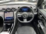 当社の車両は検査員による厳格な検査を行います!機関系はもちろん、骨格部位修復歴や外板パネルの交換歴・板金塗装歴などを十分に確認した上で、基準に達した車両のみを取り扱います!!