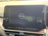 【大画面ナビ】人気の大型9インチナビを装備。存在感のある大画面はインパクト大!ナビ利用時のマップ表示は見やすく、テレビやDVDは臨場感がアップ!いつものドライブがグッと楽しくなります♪