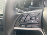 ■ステアリングスイッチ■ハンドル手元でオーディオの操作が簡単に出来ます。運転中でもナビまで手を伸ばさずに操作が出来て安心です。