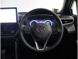 各操作スイッチなどもハンドルから手を放すことなく操作可能で安全運転に支援いたします!
