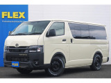 9型ハイエースバンベース WoodVillage入庫いたしました! ハイエース標準ボディDX5ドア車両をベースに 車内をウッド調インテリアで統一!