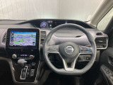 全方位で視界が広い。気持ちがよくて、運転もしやすい。1列目から3列目まで、すべての席がゆったりと座れるスペシャルシートです♪