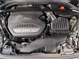 【ご納車前点検】BMW認定中古車は100項目の箇所を徹底的にチェック致します。機械的な箇所や電気系、コンピューターなどをご納車前に点検し、交換基準に達した部品は全て新品に修理返品した後にご納車致します。