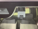 【ホンダセンシング】 「ミリ波レーダー」と「単眼カメラ」の異なる特性を持つ2つのセンサーなどにより、安心・快適な運転を支援します。ドライブレコーダー付きで、万が一の場合でも安心です。