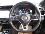 運転が楽しくなる明るく開放的な運転席まわりです。プロパイロットで高速など運転支援で疲れを軽減してくれます!
