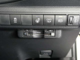 料金所でも、窓をあけずにスイスイ通過のETC☆☆もうドライブの必須アイテムですね!!