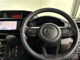 使いやすく運転しやすいレイアウトの運転席周り。