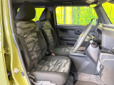 運転席シート廻りは使用感も少なく、良好な状態となっています。前オーナー様が丁寧に使っていたことがよくわかりますね。