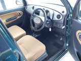 運転席は視界も良好で運転しやすい空間です!