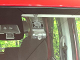【ドライブレコーダー】ドライブレコーダー装備!走行中はもちろん、あおり運転や事故に遭遇した際、映像で記録し、万一のリスクに備えます。※記録用SDカードはお客様ご自身でご準備いただく必要があります。