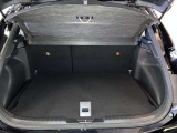走りにこだわりながら収納力も持ち合わせたお車です。荷物を載せて軽快なドライブを楽しめますよ♪