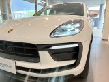 ご納車後は最寄りのポルシェセンターにてメンテナンス、保証をお受けいただけます。