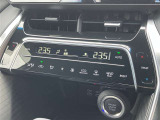 オートエアコン★温度を設定すれば車内を快適な温度に保ってくれます♪