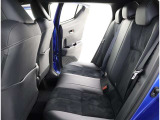 ゆとりある広々とした車内空間は、ドライブを始め買い物やレジャーなど、幅広く活躍します。一人でもみんなとでもお出かけを楽しみましょう!